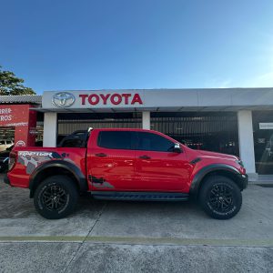 Ford | Ranger Raptor | 2021 | 129.048 km | Rojo | Entrega USD 7.600 | 60 cuotas